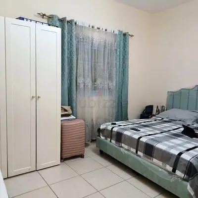 FAMILY ROOM FOR RENT