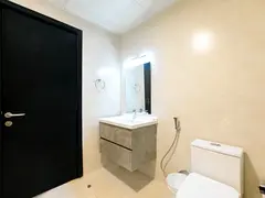 Luxury Upgraded 1BR | Marina Skyline Views