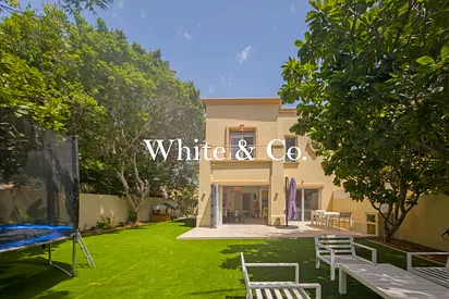 Extended+Renovated| Lake Backing| Type 3E