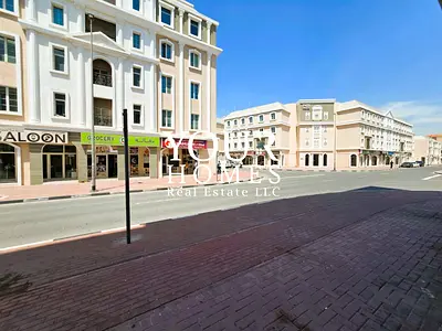 High Visibility Retail | France Cluster | High Traffic Area