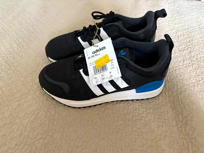 Adidas ZX 700 HD black/white sneakers - brand new with tags