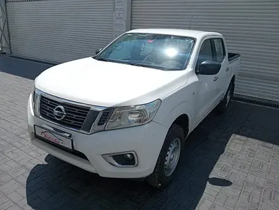 Nissan Navara SE 2022 - GCC Specs - Excellent Condition