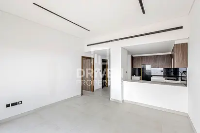 Corner Unit with Huge Balcony | Potential 8.5% ROI
