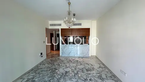 Newly Renovated | High Floor | Unfinished