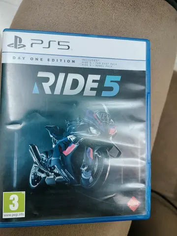 Ride 5 (PS5) Day One Edition - Physical Copy