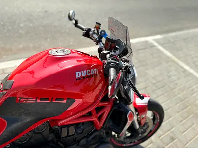 Ducati Monster 1200