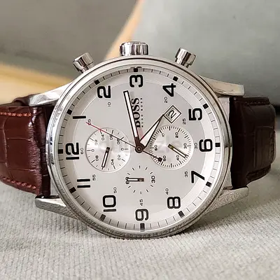 Elegant Hugo Boss Chronograph Watch with Brown Leather Strap