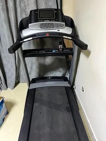 NordicTrack High-Quality Treadmill (Good condition, optional subscription for follow-along workout)