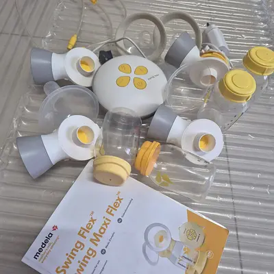 Medela Swing Flex Maxi double electric breast pump – complete set
