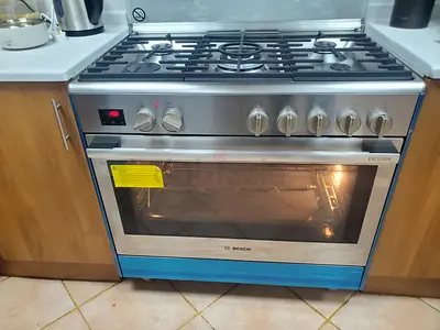 Bosch Series 8 Top Gass Oven Electric Cooking Stove 90cm