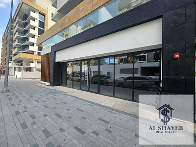 متجر شل آند كور | الطابق الأرضي | الواجهة المواجهة للشارع