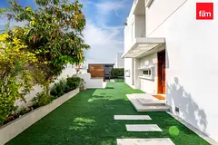 Single Row Corner I Fully Upgraded I Vacant Soon