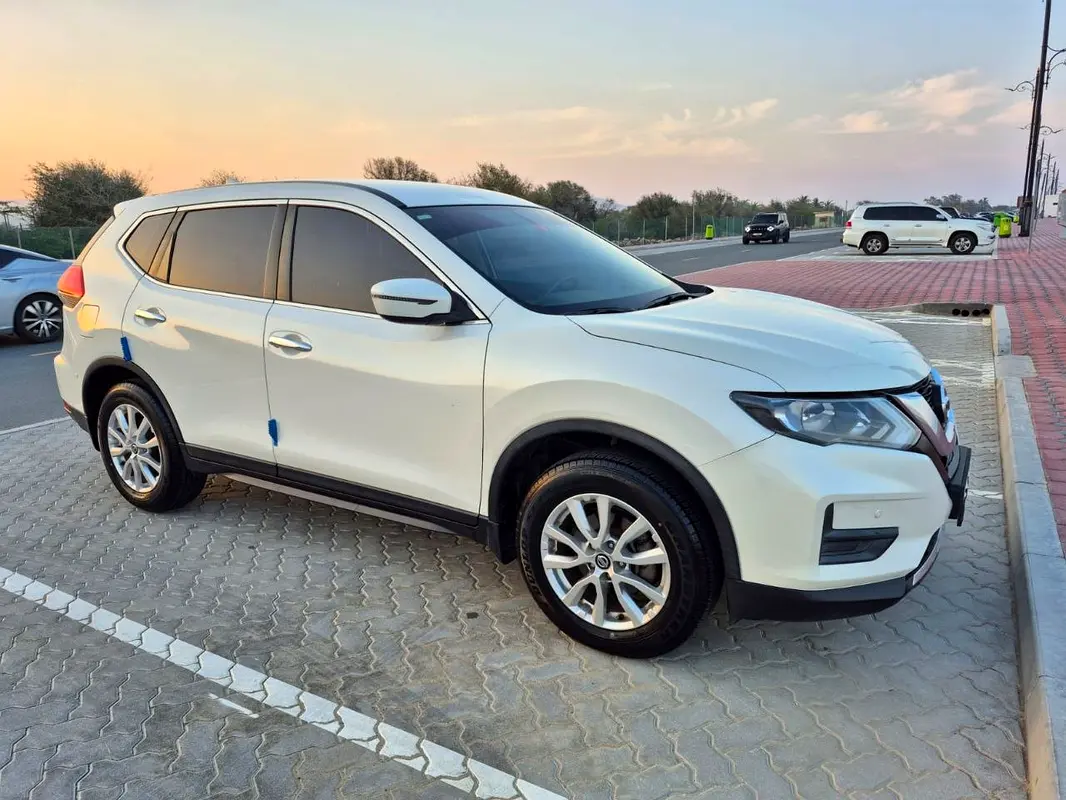 Nissan X-Trail 2020 — photo 1 of 19