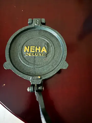 NEHA Deluxe - Puri Maker