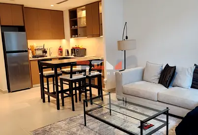 Prime Location | Luxurious | Vacant | For Sale
