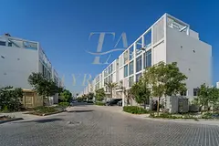 Exclusive Forest Living | 3-Storey Villa