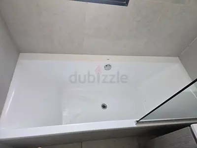 Bathtub