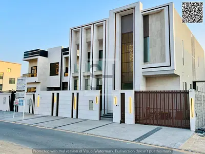 For sale: a fully furnished villa with a strategic location close to all services, schools, and shopping centers.