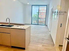 SPACIOUS | 1BR + LAUNDRY ROOM | READY