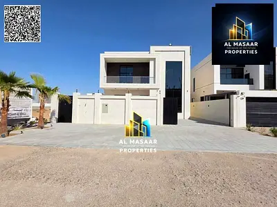 للبيع فيلا بسعر ممتاز وقابل للتفاوض بها فناء كبير تملك حر لجميع الجنسيات مدى الحياة مع إمكانية التمويل البنكي الميسر
