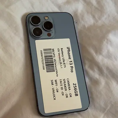 📱 iPhone 13 Pro 256GB – بحالة ممتازة 🔥 Free Delivery