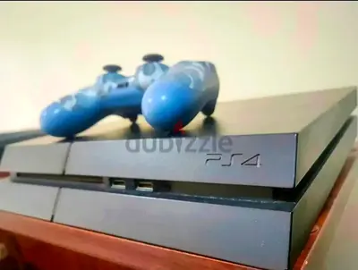 Jailbroken 9.00, PS4 Fat, 1 tb, with free games

controller+usb+wires