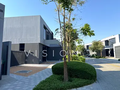 Contemporary Villa | Quality Finishes | Ready Now