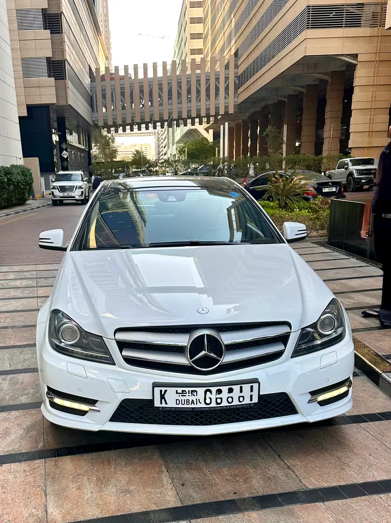 Mercedes-Benz C-Class 2015 — photo 1 of 8