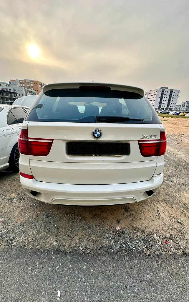 BMW X5 2011 — photo 1 of 14