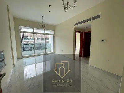 شقة جديدة غرفتين وصاله اول ساكن مميزه جدا 3حمام يالها من روعه  بجوار ابراج النعيميه ومدرسه الحكمه وقريبة من كل الخدمات