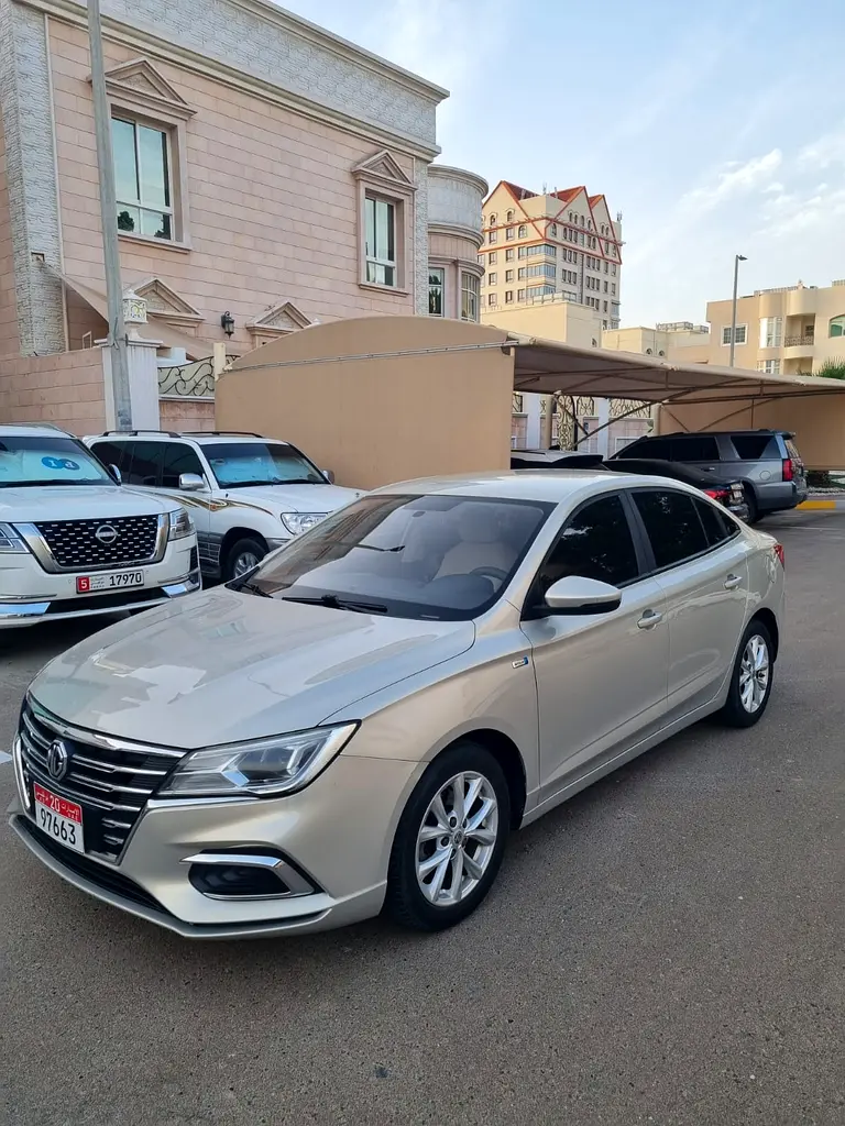 MG MG5 2021 — photo 1 of 8
