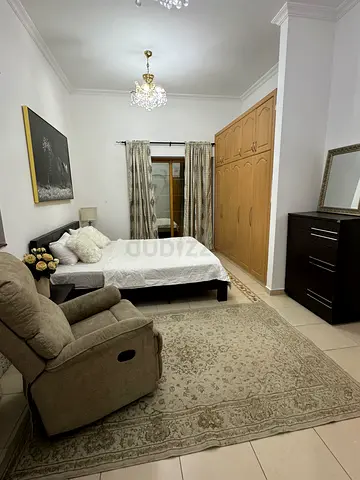 En-suite room available in Mirdif