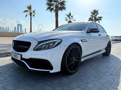 MERCEDES BENZ C63 AMG
