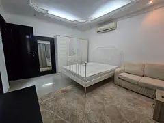 Furnished master room near metro