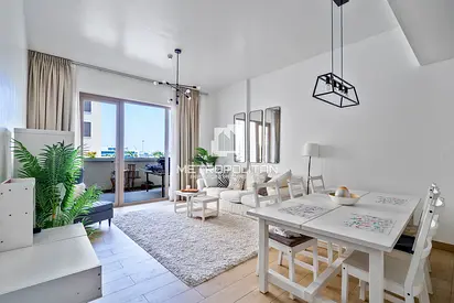 Luxury Living | Fully Furnished | Elegant