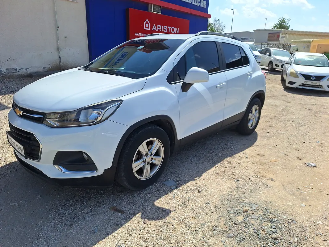 Chevrolet Trax 2019 — photo 1 of 15