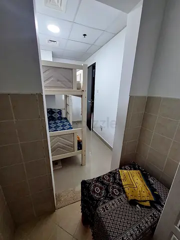 Executive bed space for ladies