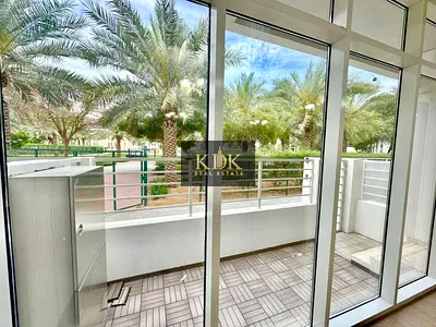 Yellow Townhouses, Jumeirah Village Circle (JVC)