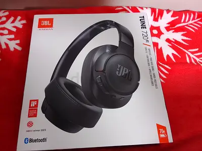 JBL HEADPHONES 720