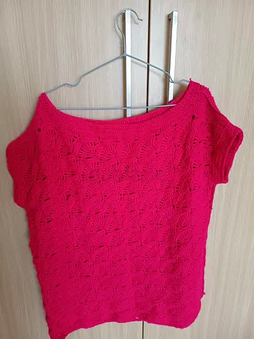 Pink crochet short-sleeve womens top