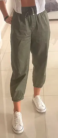 Stylish Olive Green Casual Zara Pants XS