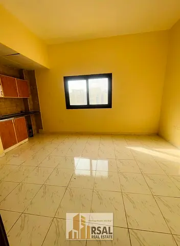Lavish family Studio/Ready to move/EASY Payment/Near to Old Muwaileh Bus Station Sharjah Muwaileh