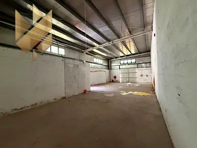 فرصة عظيمة متاح الان للايجار السنوى مستودع بمساحة ممتازة وموقع استراتيجى