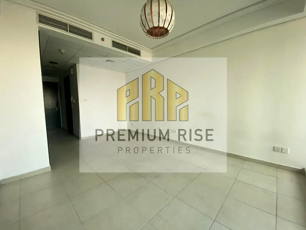 Near Metro | Studio Apartment | Balcony