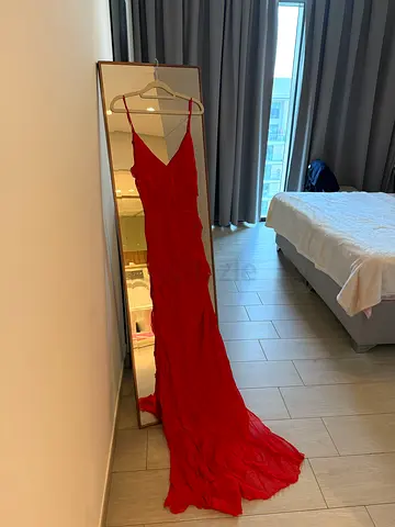 Elegant Red Dress