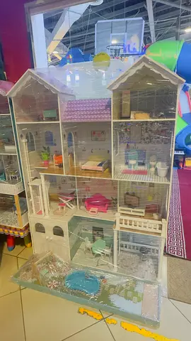 My wooden 4-storey dollhouse with furniture (preowned)