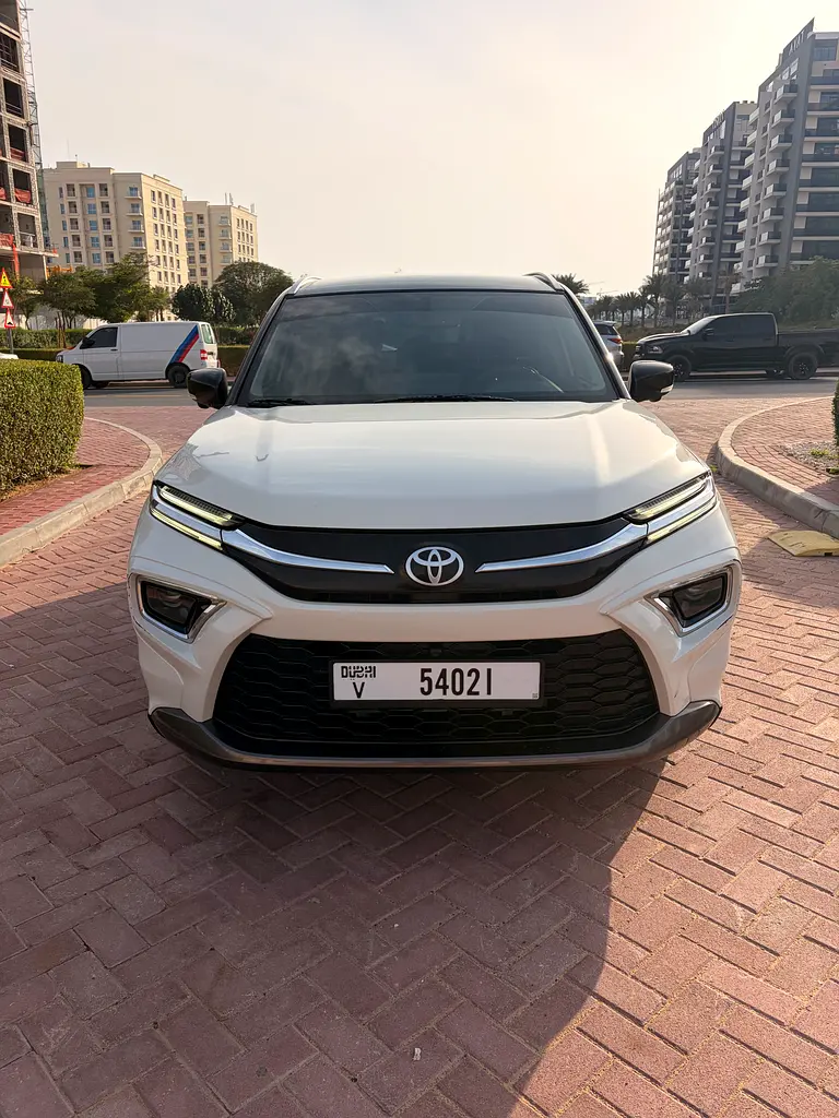 Toyota Urban Cruiser 2024 — photo 1 of 10