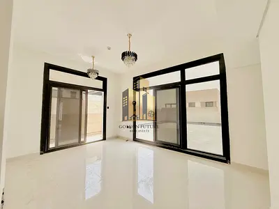 Like a brand new apartment with private rooftop access _ready to move