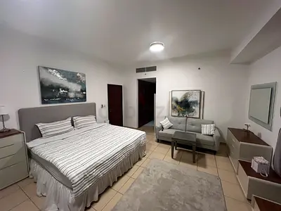 Luxury Super Clean sea view Master room at JBR