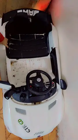 Kids sports car with remote control works with nd without remote